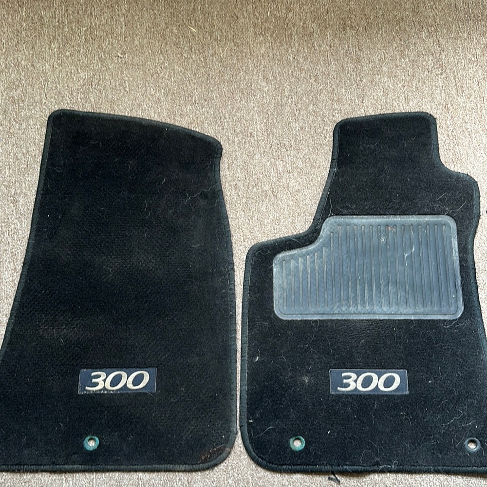 Chrysler 300 SRT8 Stock Floormates